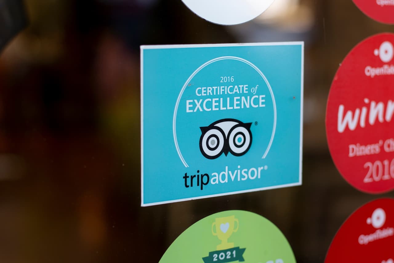 Etiqueta de vinil de TripAdvisor